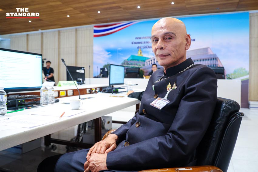 ภาพการประชุมคณะกรรมาธิการพิจารณางบประมาณรายจ่ายประจำปีงบประมาณ 2570 6