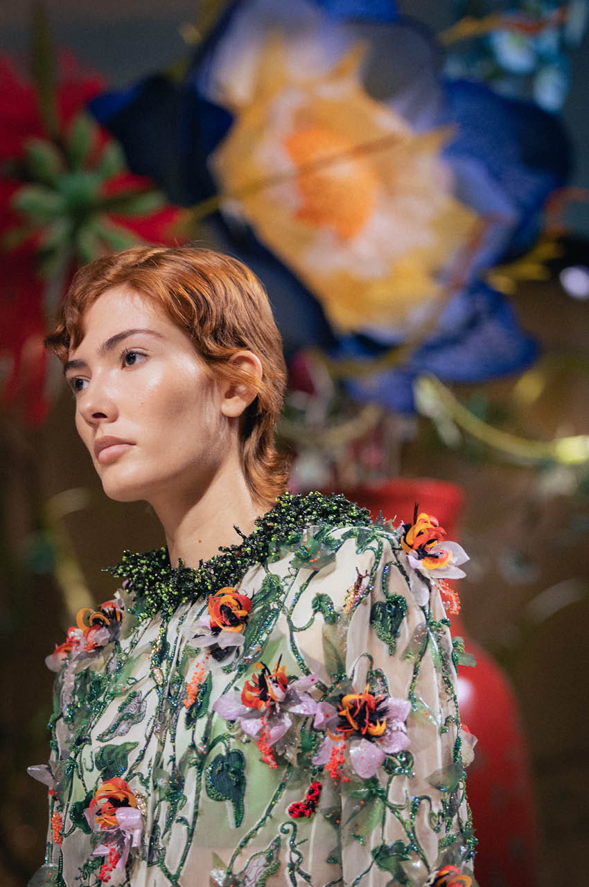ชุดกูตูร์จาก CHANEL คอลเล็กชัน Fall/Winter 2026 ที่ได้แรงบันดาลใจจากหนังสือนิทาน 5