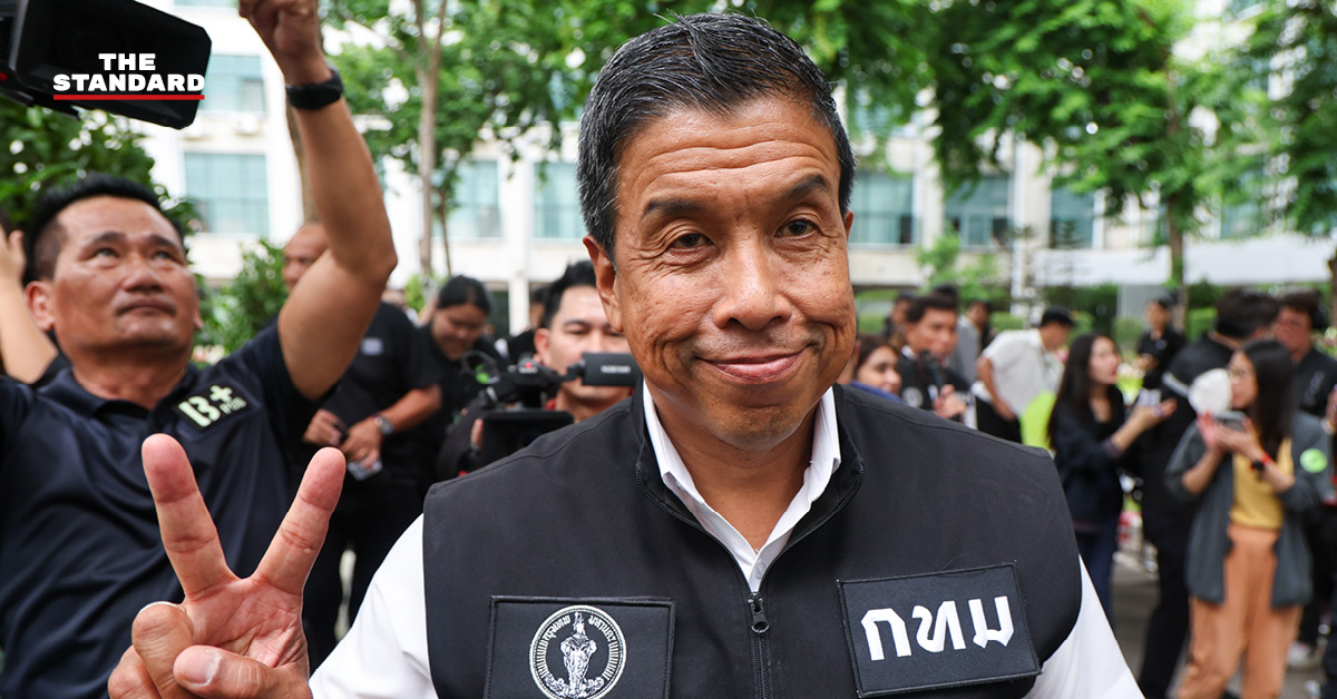 ชัชชาติ สิทธิพันธุ์ ผู้ว่าฯ กทม. กำลังประชุมคณะผู้บริหาร