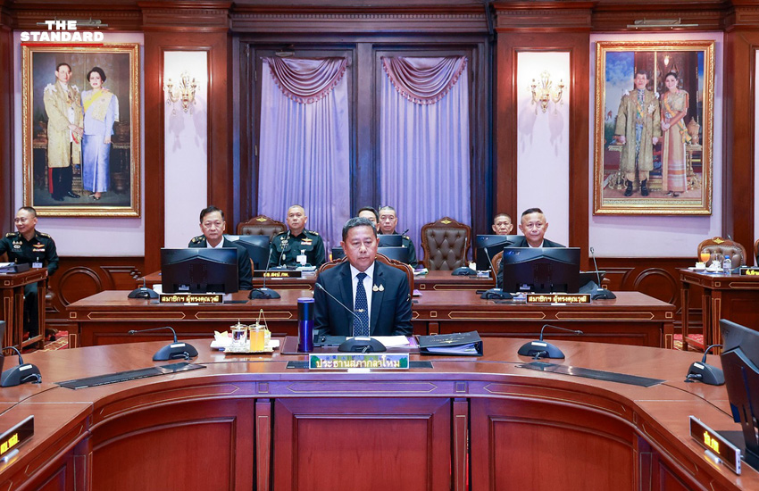 พล.ท. อดุลย์ บุญธรรมเจริญ ประธานสภากลาโหม เป็นประธานการประชุมสภากลาโหม 1