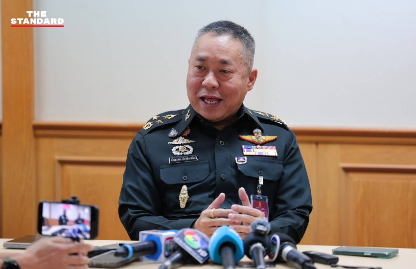 ภาพประกอบการเมืองเรื่องยุบ กอ.รมน. โดยมีนายกรัฐมนตรี วันมูหะมัดนอร์ เลขา กอ.รมน. และ อ.วันวิชิต บุญโปร่ง 2