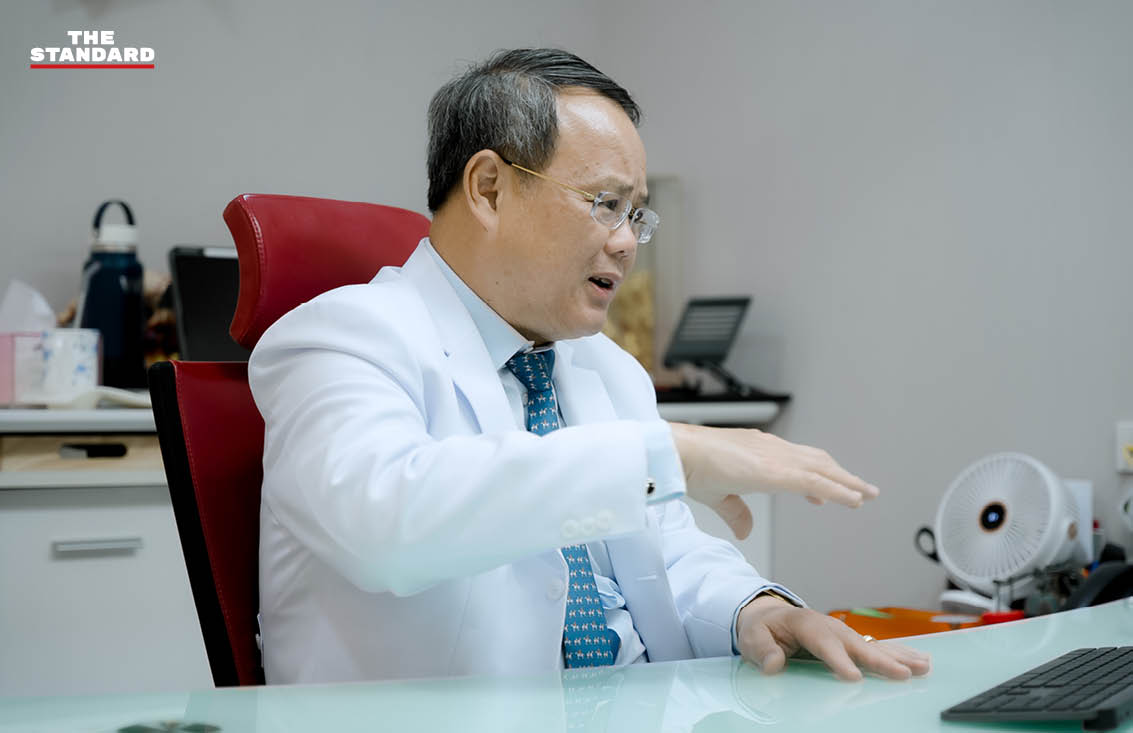 นายแพทย์วิวัฒน์ กว้างคณานุรักษ์ ผู้ก่อตั้ง SAFE Fertility Clinic ให้มุมมองภาวะมีบุตรยากในปัจจุบัน 3