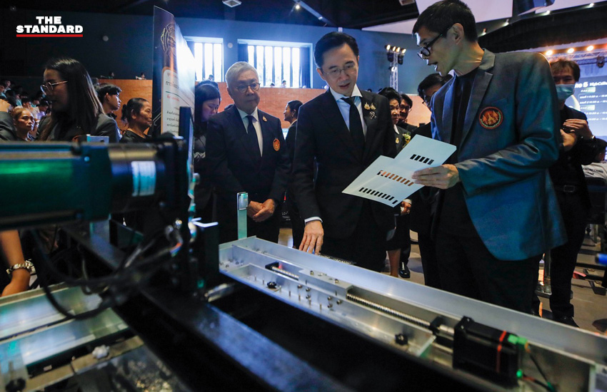 ภาพพิธีส่งมอบตู้โดยสารรถไฟต้นแบบ ‘รถไฟไทยทำ’ จาก สจล. ให้ รฟท. 3