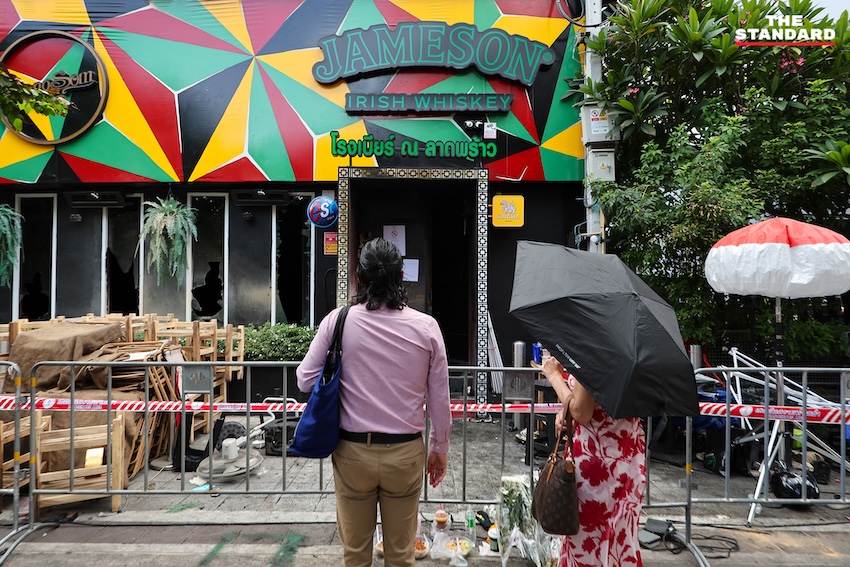 เจ้าหน้าที่กำลังตรวจสอบโครงสร้างอาคาร ‘โรงเบียร์ ณ ลาดพร้าว’ 6