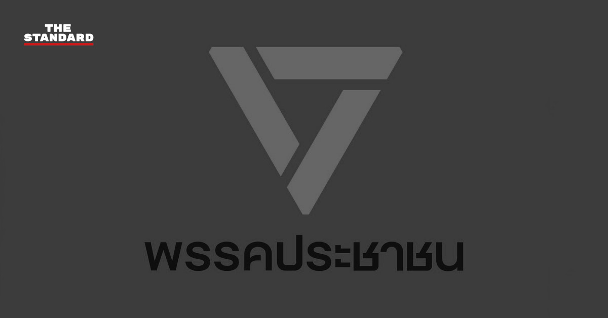 ภาพเหตุการณ์ไฟไหม้โรงเบียร์ลาดพร้าวในโทนสีขาวดำ