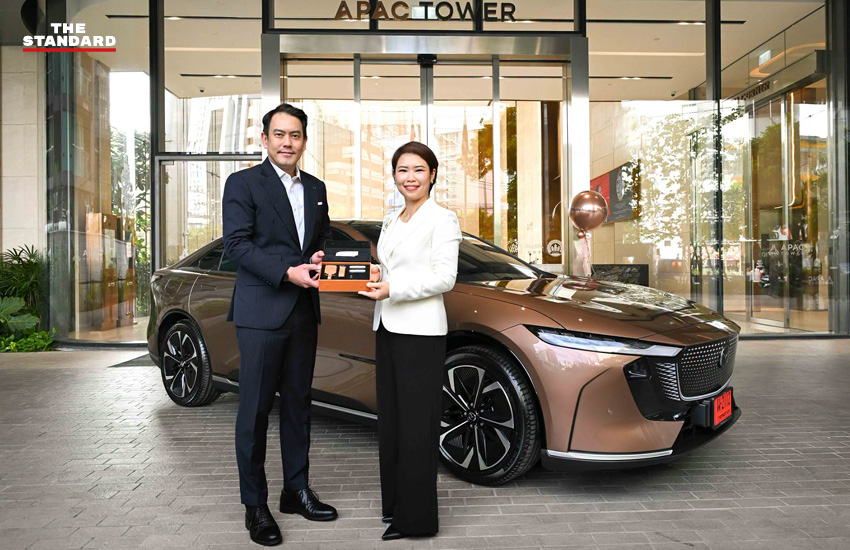 ภาพรถยนต์ไฟฟ้า ‘The All-Electric Mazda6e’ คันแรกจาก Mazda เจ้าของรางวัล World Car Design of the Year 2026 ชูดีไซน์ Neo Fastback ที่ผสานความสง่างามและความสปอร์ต 12