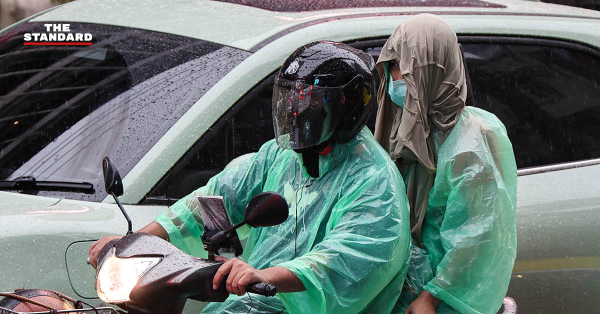 ภาพถ่ายมุมสูงแสดงพื้นที่ประสบภัยน้ำท่วมจากฝนตกหนัก
