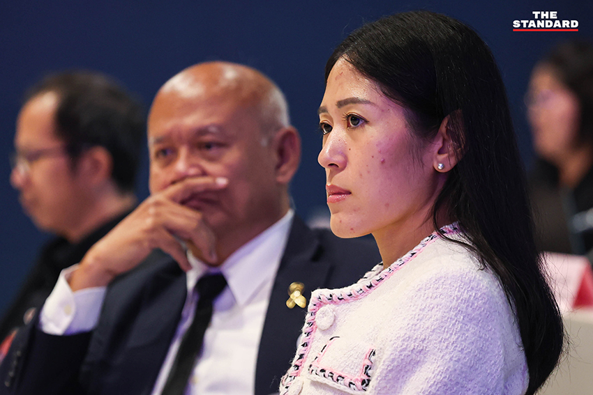 ภาพการประชุมคณะกรรมาธิการการกฎหมายฯ พิจารณาคดีน้องเมย 5