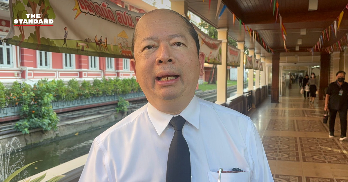 ฉัตรชัย บางชวด เลขาธิการสภาความมั่นคงแห่งชาติ ให้สัมภาษณ์สื่อมวลชน