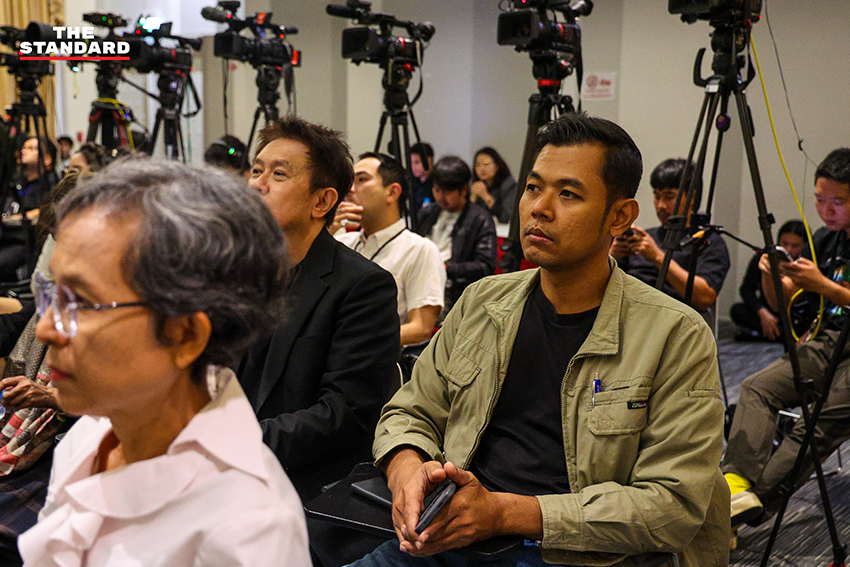ภาพพรรคร่วมฝ่ายค้านแถลงข่าวเปิดหลักฐานคดีฮั้ว สว. ภาค 2 11
