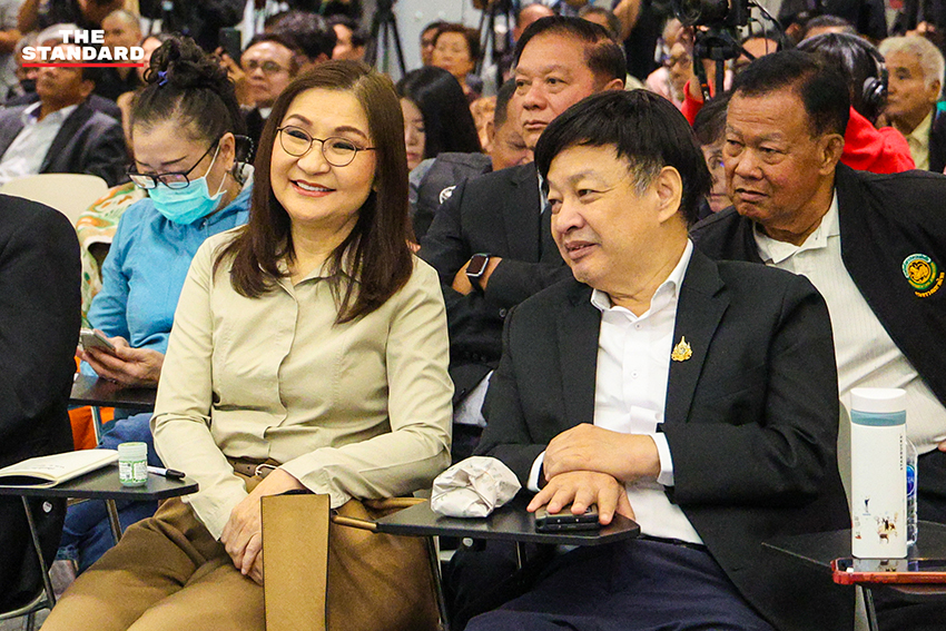 ภาพพรรคร่วมฝ่ายค้านแถลงข่าวเปิดหลักฐานคดีฮั้ว สว. ภาค 2 5