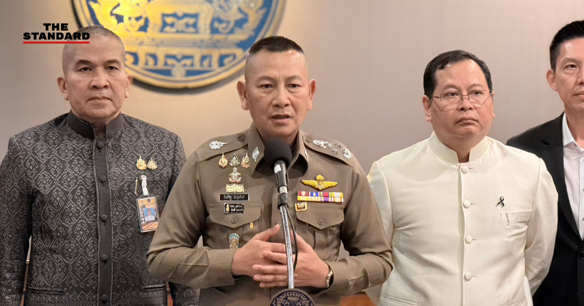 ปกรณ์ นิลประพันธ์ และ พล.ต.อ.กิตติ์รัฐ พันธุ์เพ็ชร์ แถลงข่าวหลังการประชุมคดีทุจริตสอบท้องถิ่น