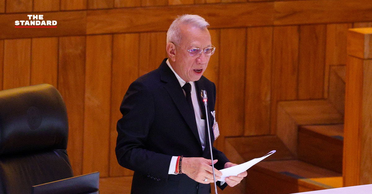 พิพัฒน์ รัชกิจประการ ชี้แจงงบประมาณคมนาคมต่อสภาผู้แทนราษฎร