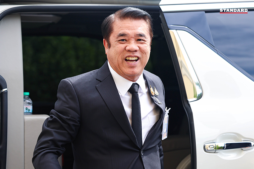 นายกรัฐมนตรีนำคณะรัฐมนตรีประชุมที่ทำเนียบรัฐบาล 9
