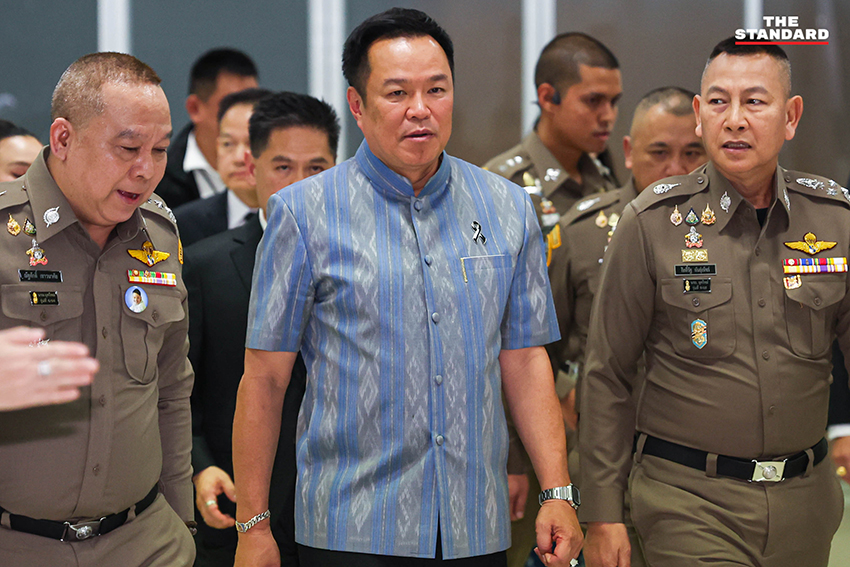 นายอนุทิน ชาญวีรกูล นายกรัฐมนตรี แถลงข่าวความคืบหน้าคดีทุจริตสอบท้องถิ่นที่กองปราบปราม 9