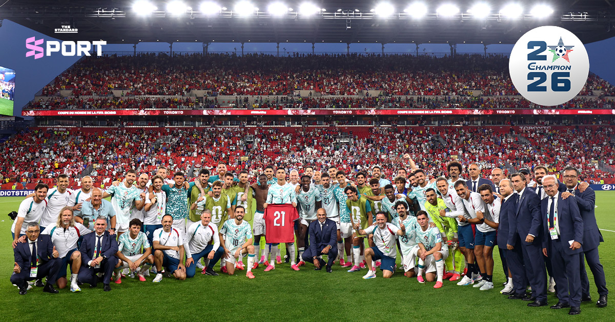 คริสเตียโน โรนัลโด ชูเสื้อทีมชาติโปรตุเกสหมายเลข 21 เพื่อรำลึกถึง ดิโอโก โชตา