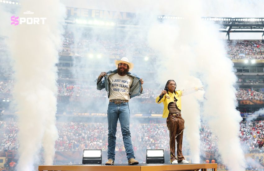 Post Malone กำลังแสดงบนเวทีในพิธีปิดฟุตบอลโลก 2026 2