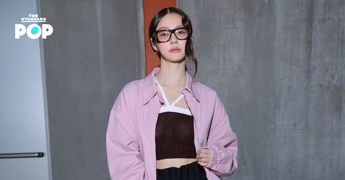 น้ำตาล ทิพนารี วีรวัฒโนดม ในงานแฟชั่นโชว์ของ Prada