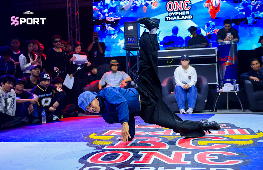Tflow และ Nutella สองแชมป์ Red Bull BC One Thailand 2026 กำลังฉลองชัยชนะ 3