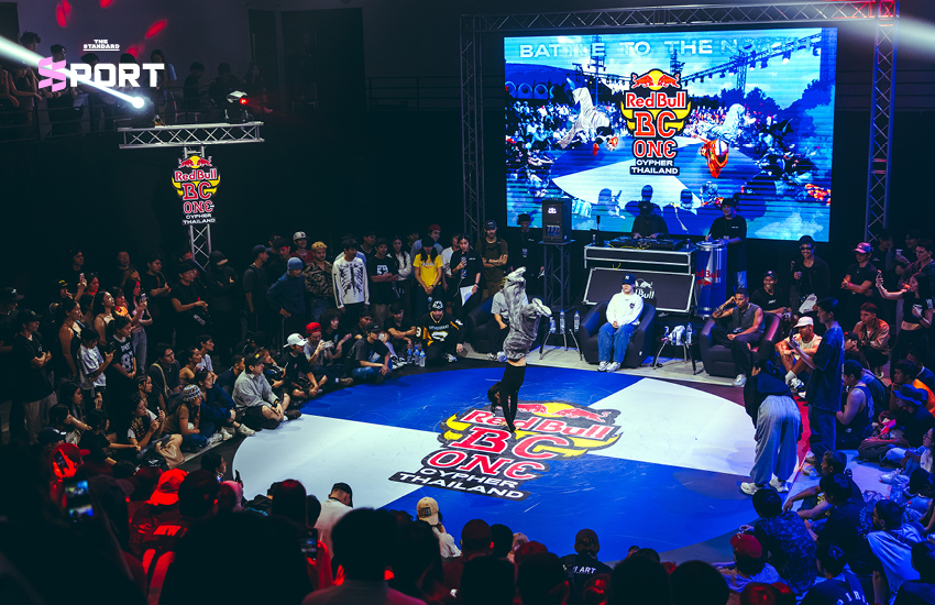 Tflow และ Nutella สองแชมป์ Red Bull BC One Thailand 2026 กำลังฉลองชัยชนะ 4