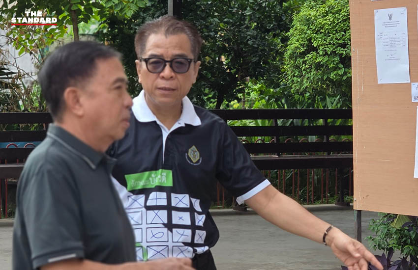 เจ้าหน้าที่ กกต. ตรวจความเรียบร้อยหน่วยเลือกตั้งนายก อบจ. ร้อยเอ็ด 4