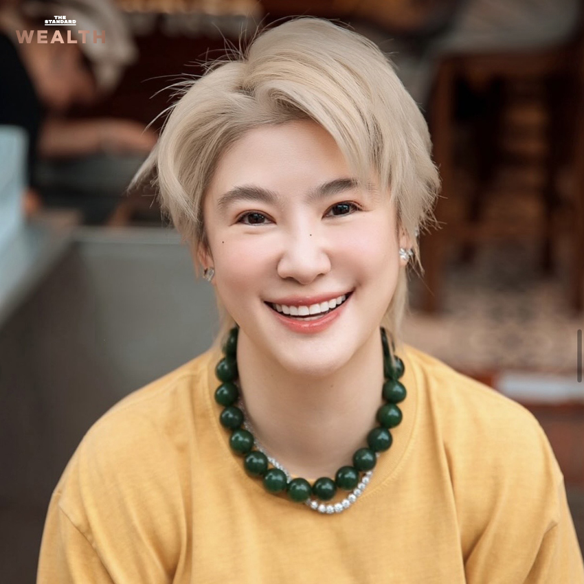 ภาพปกบทความ ‘รวยไม่หยุด กรุ๊ป’ พร้อมรูปผู้บริหารและข้อความสรุปประเด็น 1