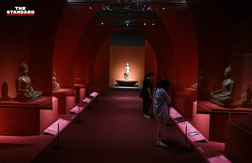 ซาบีดา ไทยเศรษฐ์ รัฐมนตรีว่าการกระทรวงวัฒนธรรม เยี่ยมชมนิทรรศการศิลปะไทยที่พิพิธภัณฑสถานแห่งชาติเกาหลี 10
