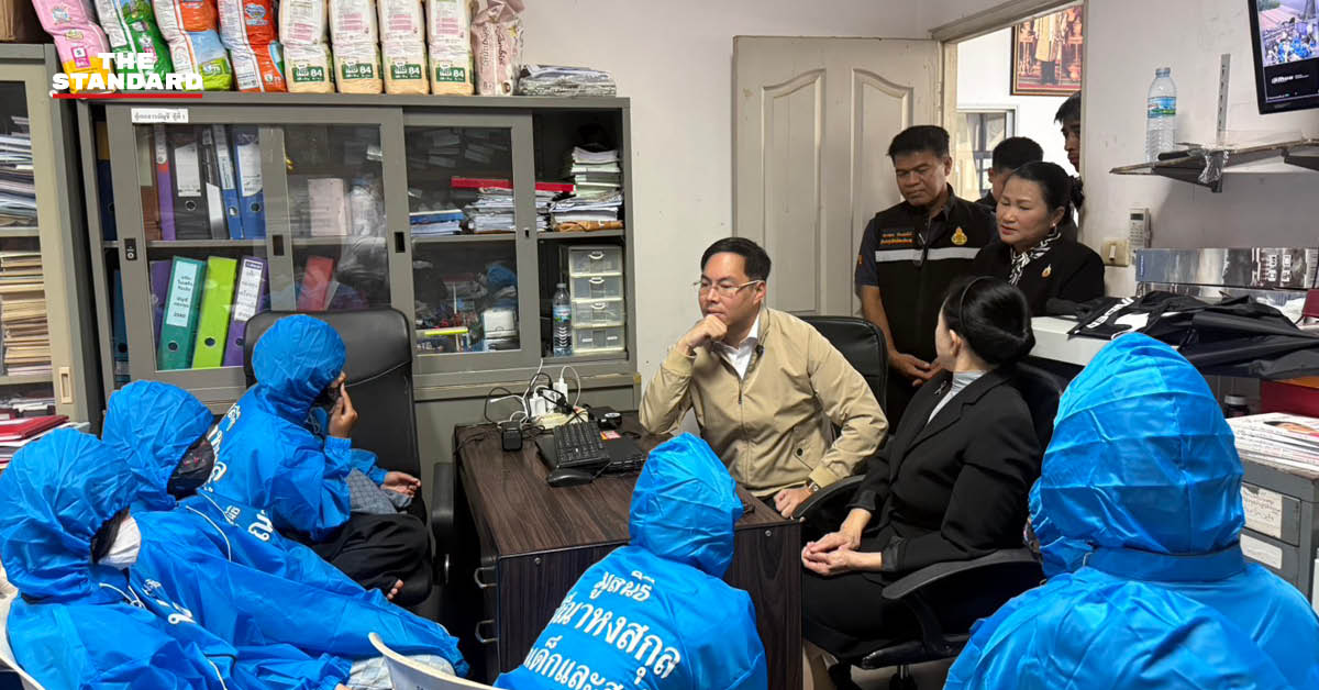 อัครนันท์ กัณณ์กิตตินันท์ รมช.ศธ. แถลงข่าวร่วมกับปวีณา หงสกุล