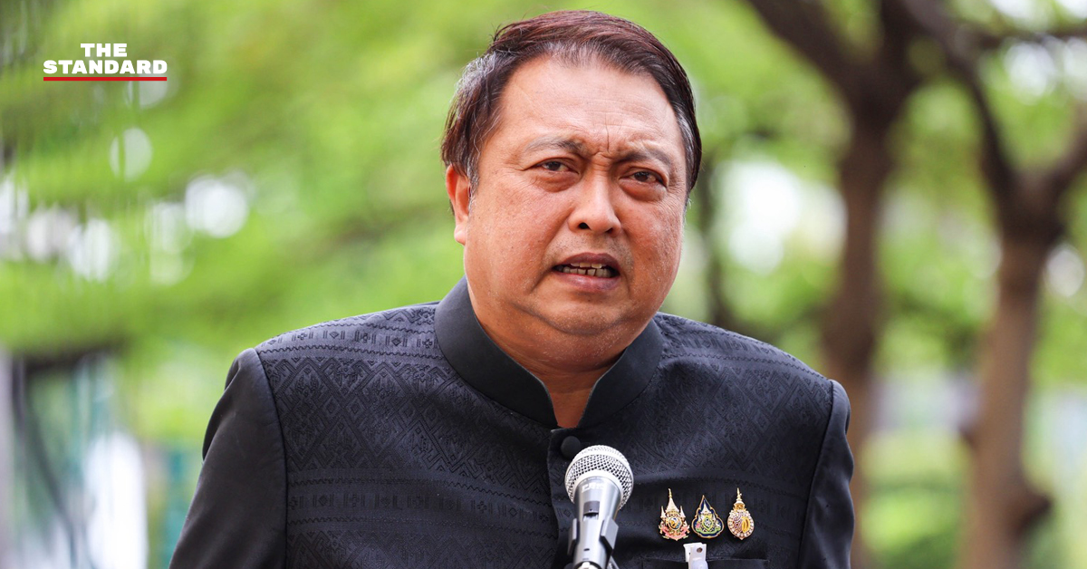 สุชาติ ชมกลิ่น รัฐมนตรีว่าการกระทรวงทรัพยากรธรรมชาติและสิ่งแวดล้อม