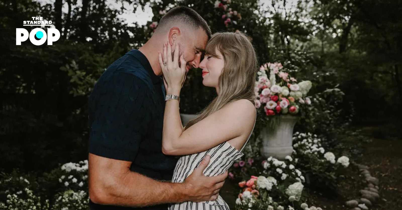 ภาพ Taylor Swift และ Travis Kelce ในชุดแต่งงาน