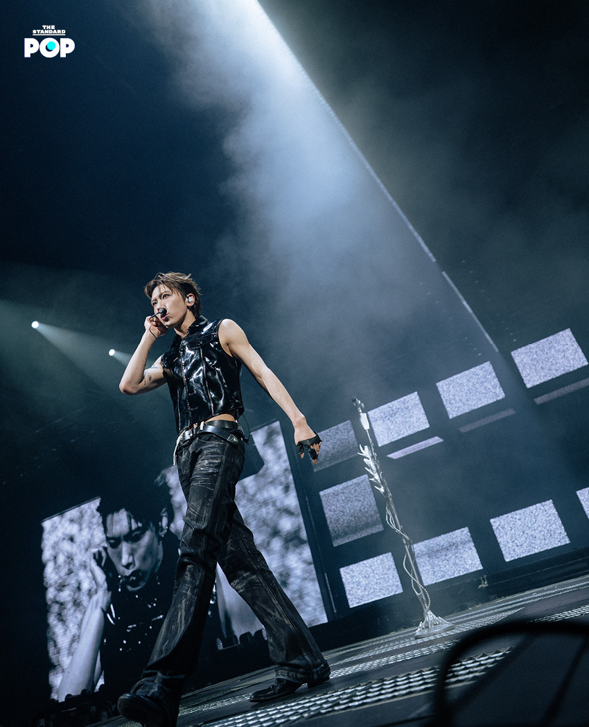 ภาพ TEN กำลังแสดงบนเวทีคอนเสิร์ต TEN:CORE0110 5