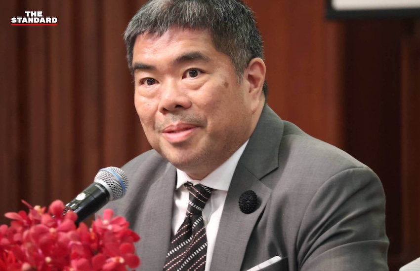 ตัวแทนพรรคการเมืองไทยร่วมงานเสวนาฉลองครบรอบพรรคคอมมิวนิสต์จีนและสัมพันธ์ไทย-จีน โดยมีเอกอัครราชทูตจีนประจำประเทศไทยร่วมด้วย 7