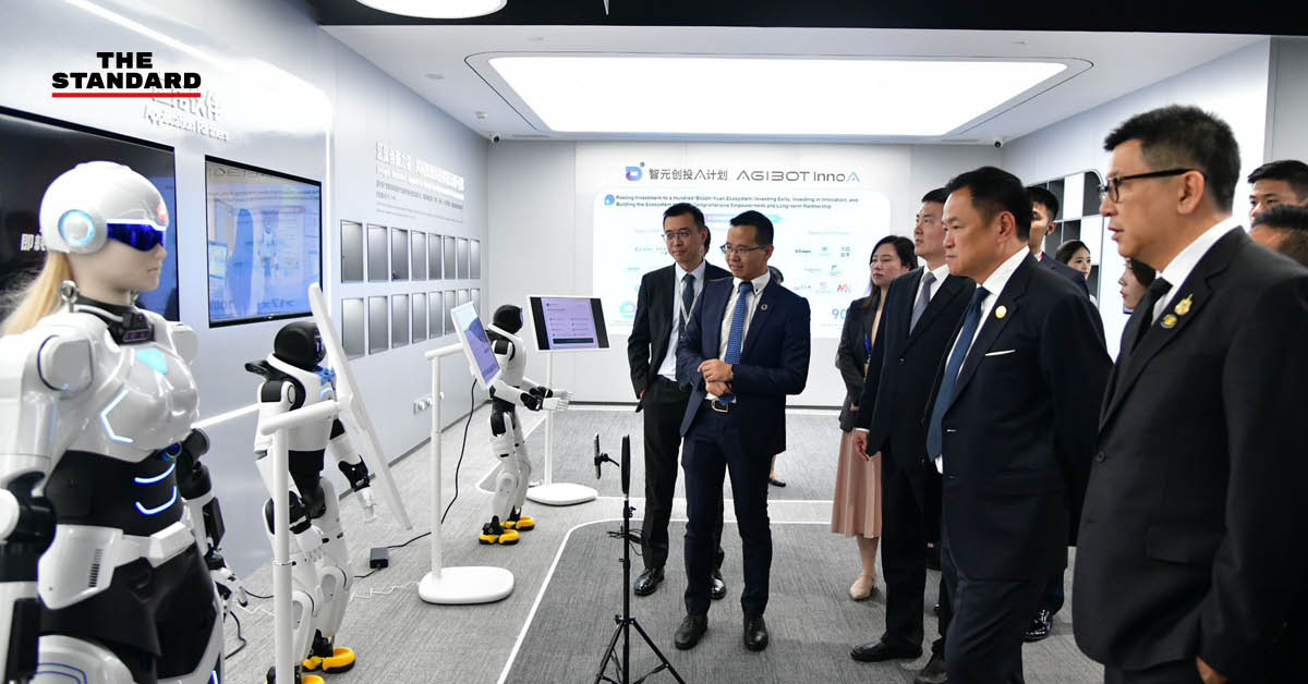 เอกนิติ นิติทัณฑ์ประภาศ รองนายกรัฐมนตรี เยี่ยมชมเทคโนโลยี Embodied AI ที่บริษัท AgiBot ในจีน