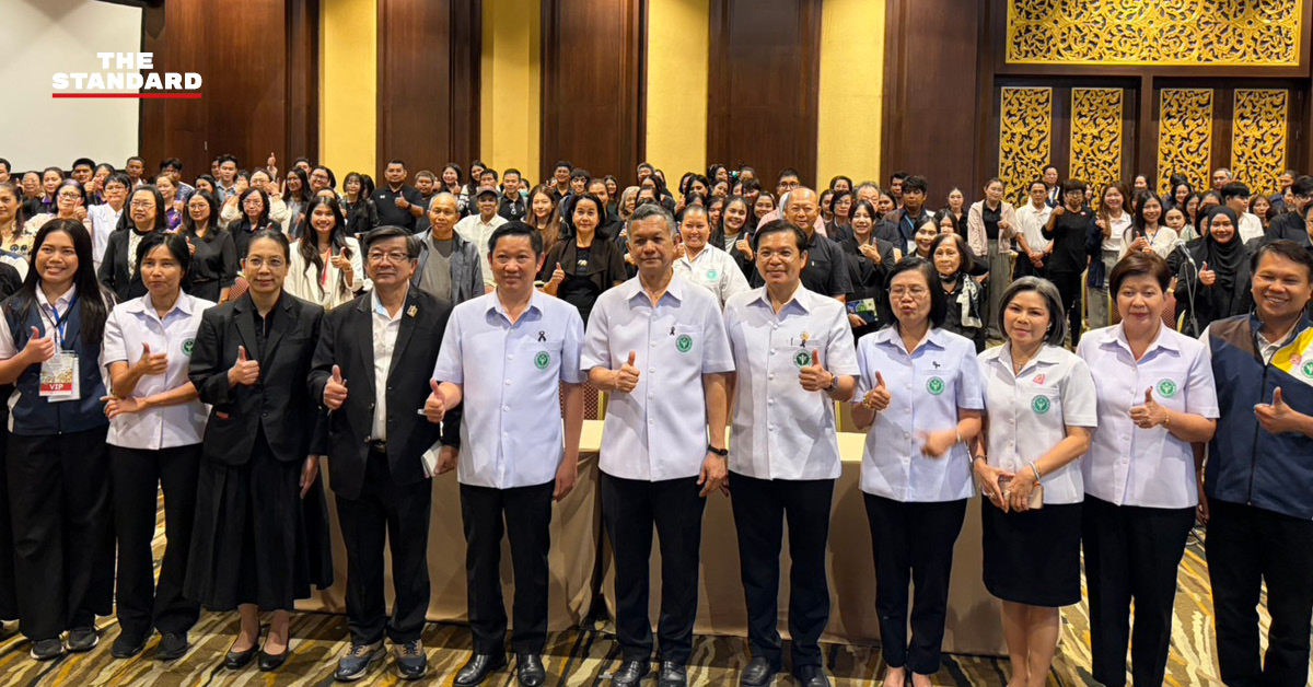 ดร.นพ.พงศธร พอกเพิ่มดี ประธานเปิดงานมหกรรมสมุนไพรแห่งชาติ ครั้งที่ 23