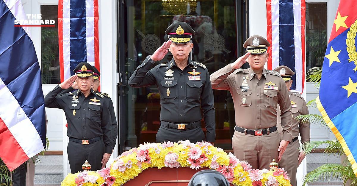 ภาพผู้บัญชาการเหล่าทัพและสำนักงานตำรวจแห่งชาติร่วมประชุมหารือแผนป้องกันภัยทางอากาศ