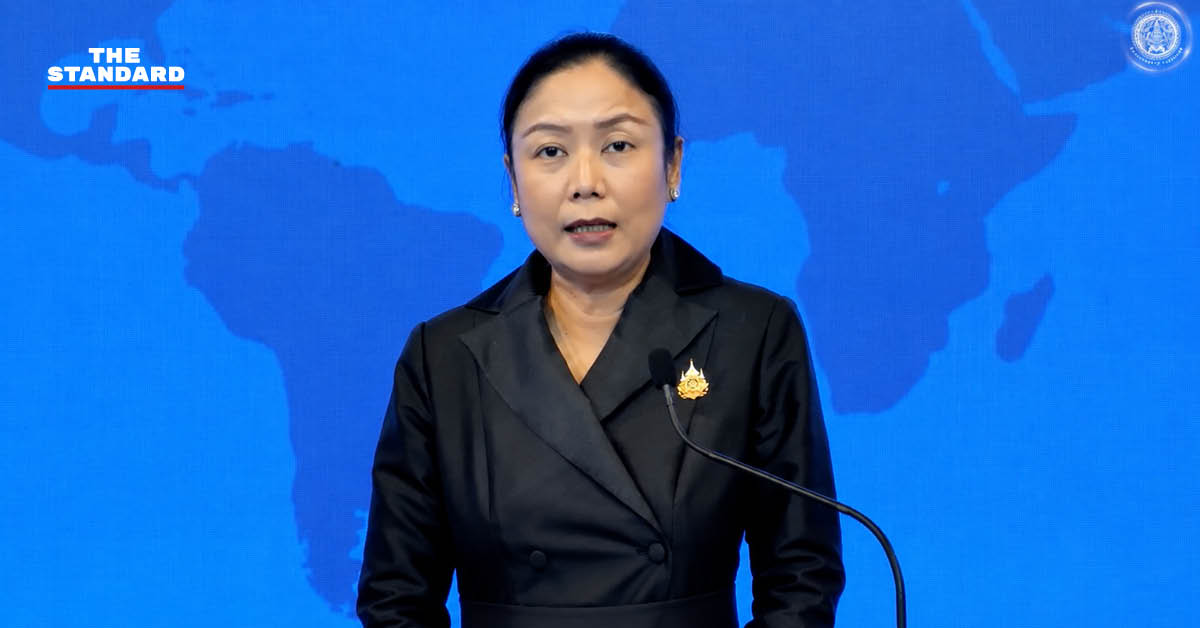 ภาพอธิบดีกรมสารนิเทศ กระทรวงการต่างประเทศ แถลงข่าว