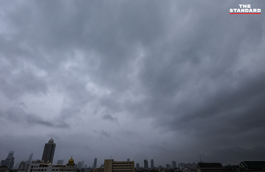ภาพประกอบแสดงสถานการณ์ฝนตกหนักและน้ำท่วมในประเทศไทย 7