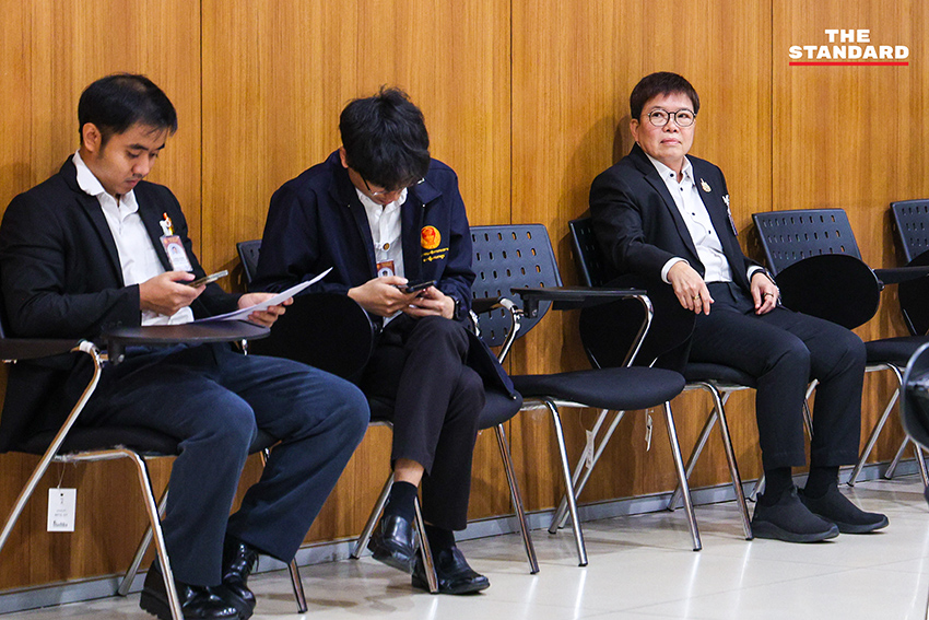 มัลลิกา จิระพันธุ์วาณิช รองประธานสภาฯ ร่วมรับฟังการแถลงข่าวจาก เอกราช อุดมอำนวย สส. พรรคประชาชน 5