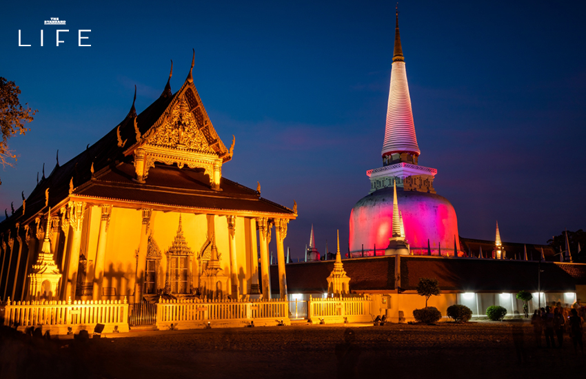 ภาพมุมสูงขององค์พระบรมธาตุเจดีย์ วัดพระมหาธาตุวรมหาวิหาร นครศรีธรรมราช 2