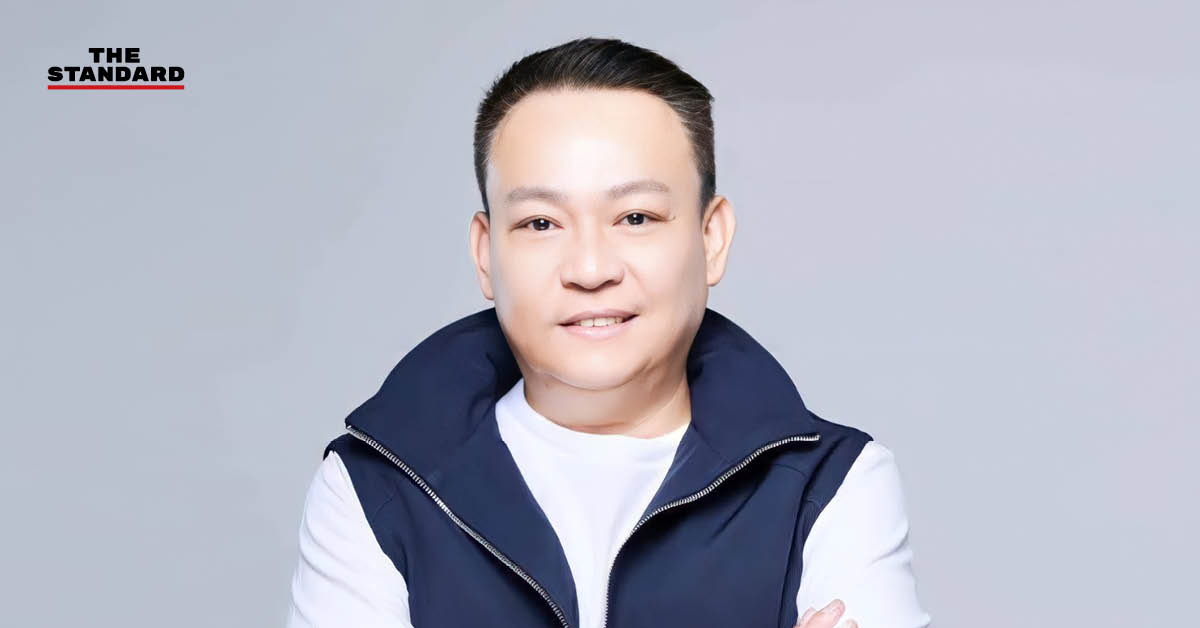 วัชรพงศ์ คูวิจิตรสุวรรณ สส.พรรคภูมิใจไทย กำลังให้สัมภาษณ์
