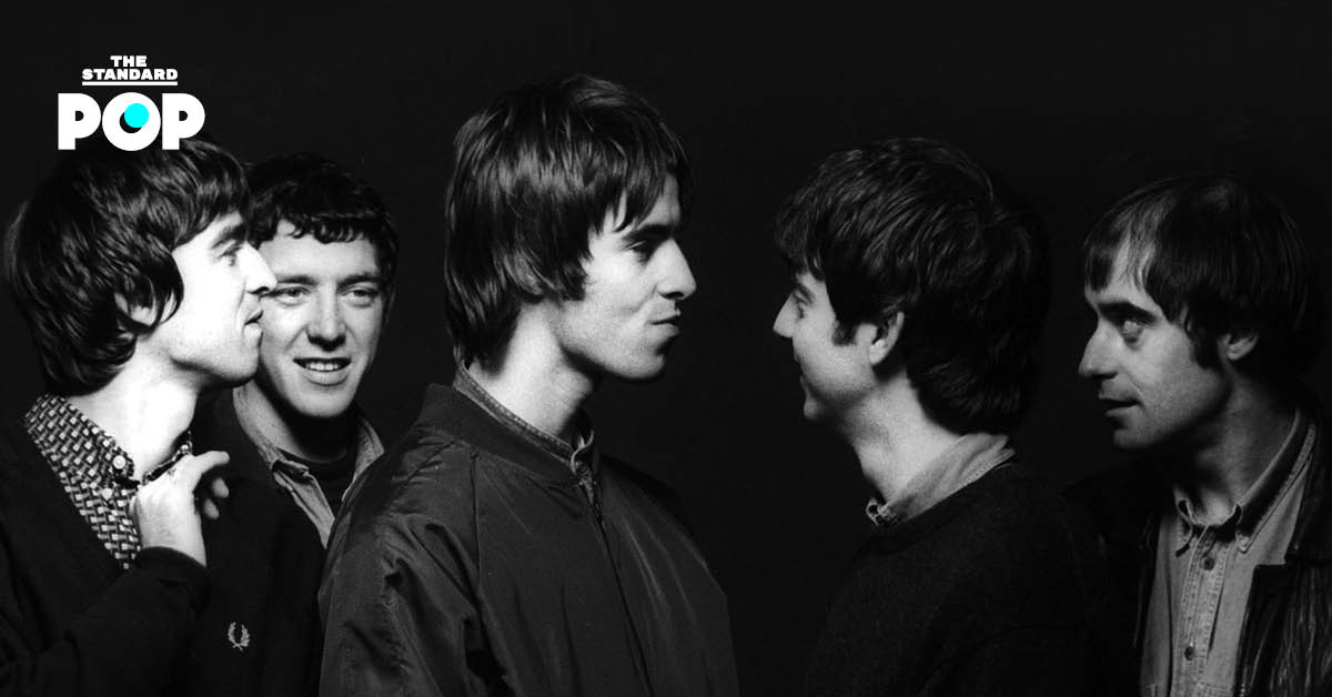 ภาพวงร็อกอังกฤษ Oasis ถ่ายภาพหมู่ในเมืองแมนเชสเตอร์