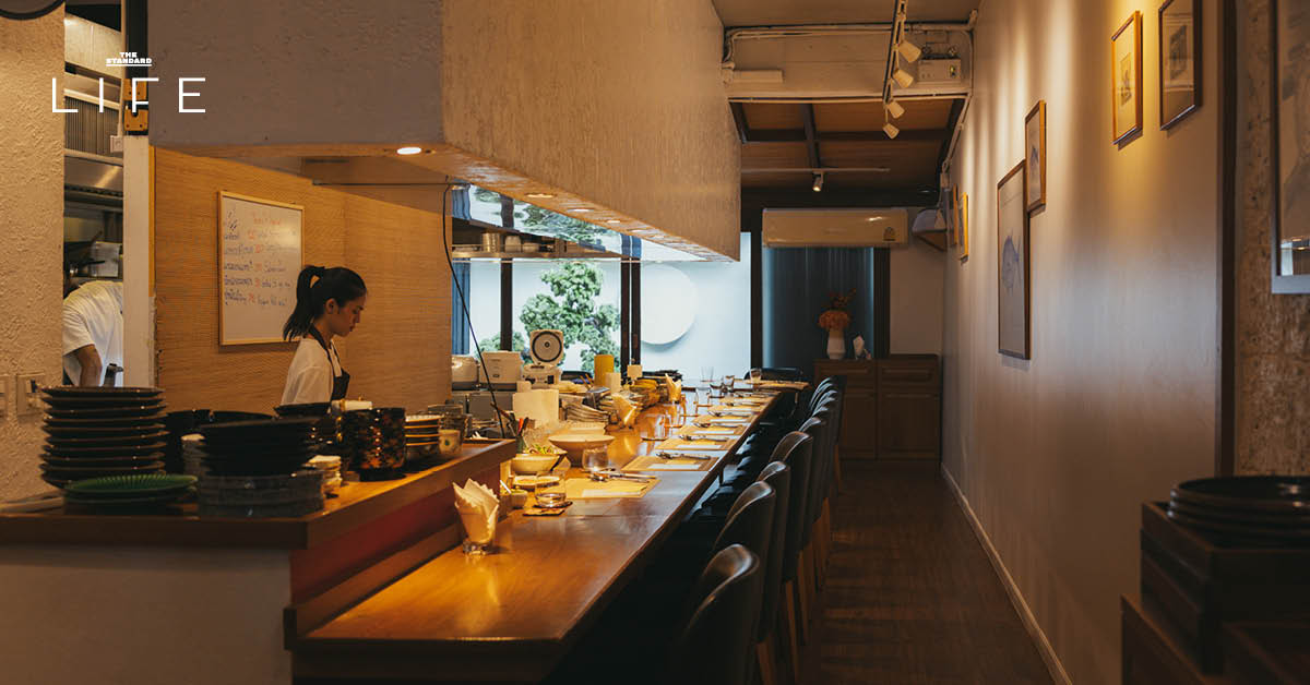 ภาพบรรยากาศร้าน Yamu ร้านอาหารญี่ปุ่นสไตล์โยโชคุที่อบอุ่นและเป็นกันเอง