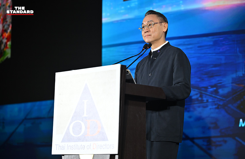ภาพประกอบแสดงถึงการตัดสินใจของ AI และบทบาทความรับผิดชอบของมนุษย์ 1