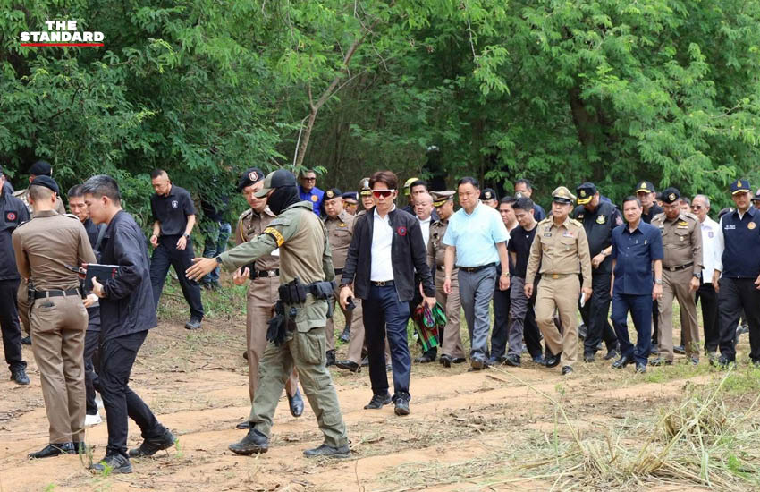 อนุทิน ชาญวีรกูล ลงพื้นที่ติดตามคดีฆาตกรรม 5 ศพ ที่จังหวัดชลบุรี 5
