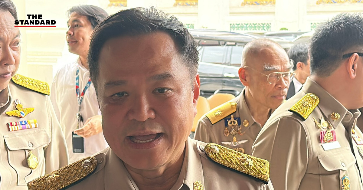 ภาพอนุทิน ชาญวีรกูล นายกรัฐมนตรี