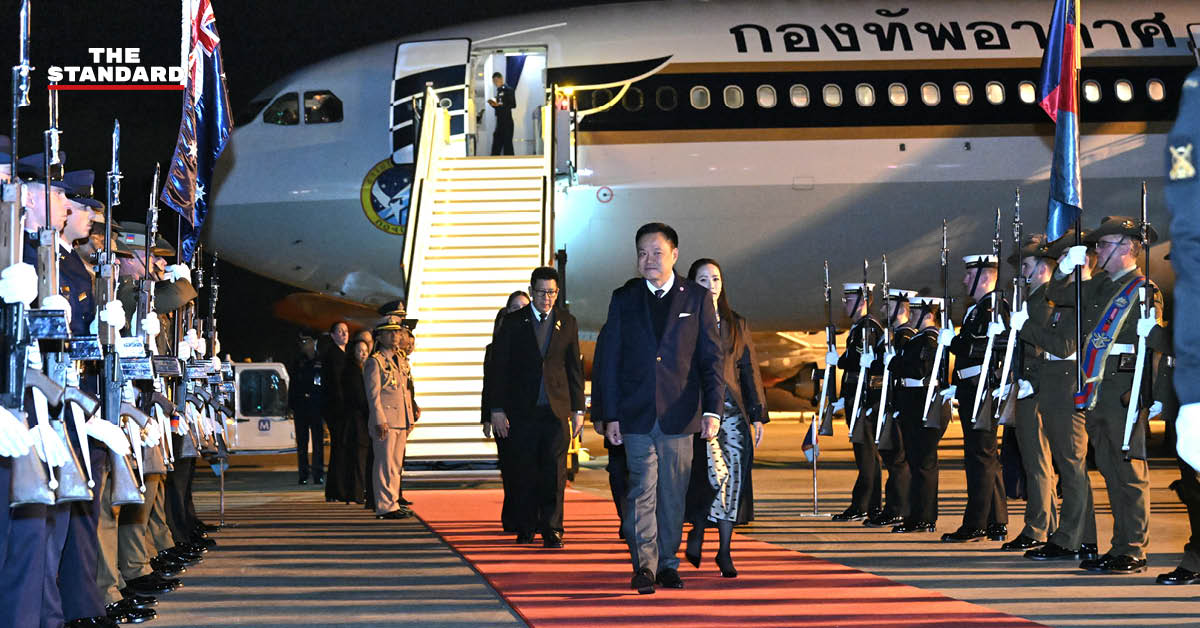 ภาพอนุทิน ชาญวีรกูล เดินทางถึงนครซิดนีย์ ประเทศออสเตรเลีย และได้รับการต้อนรับ