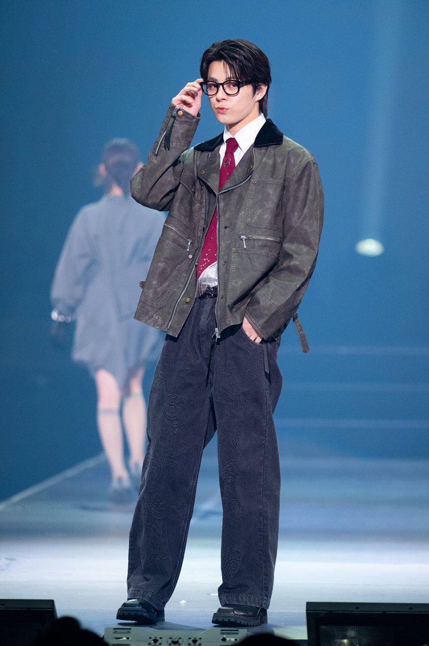 วงเกิร์ลกรุ๊ป ATARASHII GAKKO! กำลังแสดงบนเวทีในงาน ASOBIEXPO 2026 6
