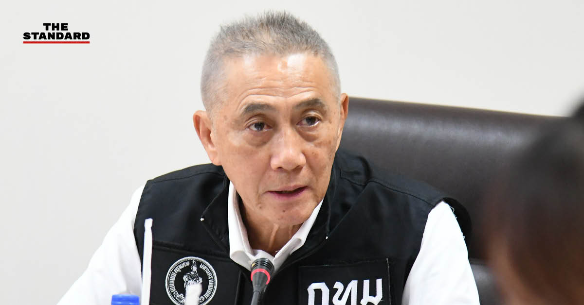 พล.ต.อ.อดิศร์ งามจิตสุขศรี ที่ปรึกษาผู้ว่าฯ กทม. แถลงข่าวความคืบหน้าคดีทุจริต