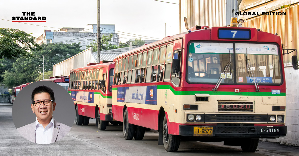 เอกนิติ นิติทัณฑ์ประภาศ และรถโดยสารสาธารณะเก่า