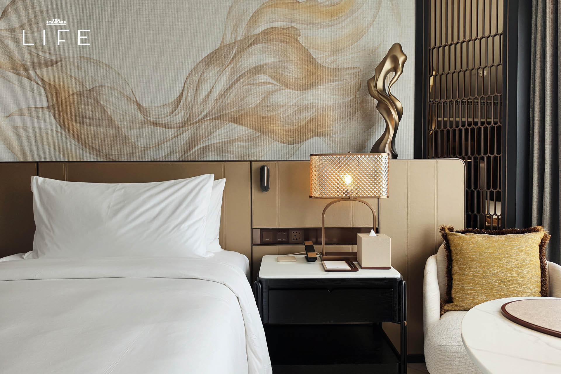 ภาพอาคารโรงแรม Fairmont Bangkok Sukhumvit ที่โดดเด่นและทันสมัย 3